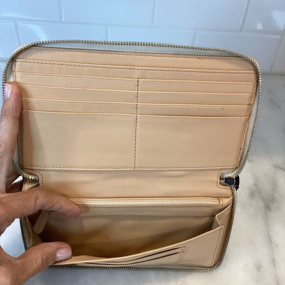 Coach Wallet Leather Continental Color-Blocked  Full Sized Rehab Wallet - Picture 14 of 14